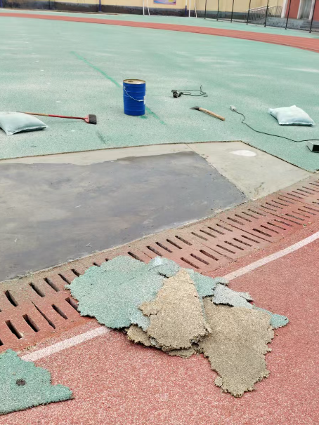 英山球场翻新维修补、球场翻新修补改造
